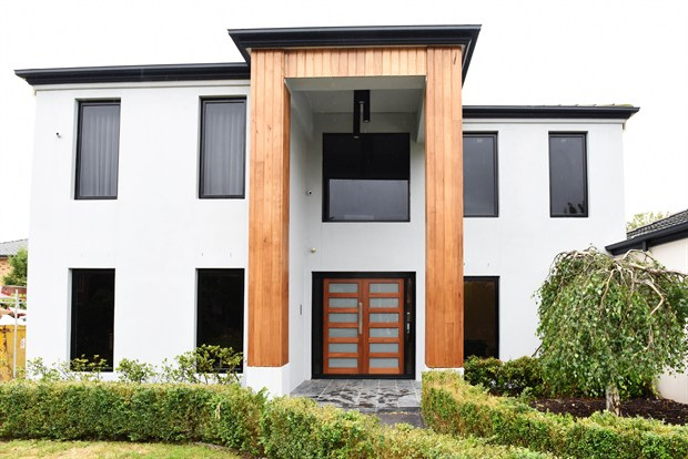 Doncaster_Facade_7